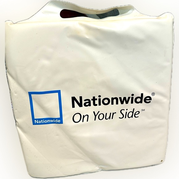 RARE VTG NATIONWIDE “ON YOUR SIDE” INSURANCE PROMOTION STADIUM SEAT CHAIR PAD - Picture 1 of 4